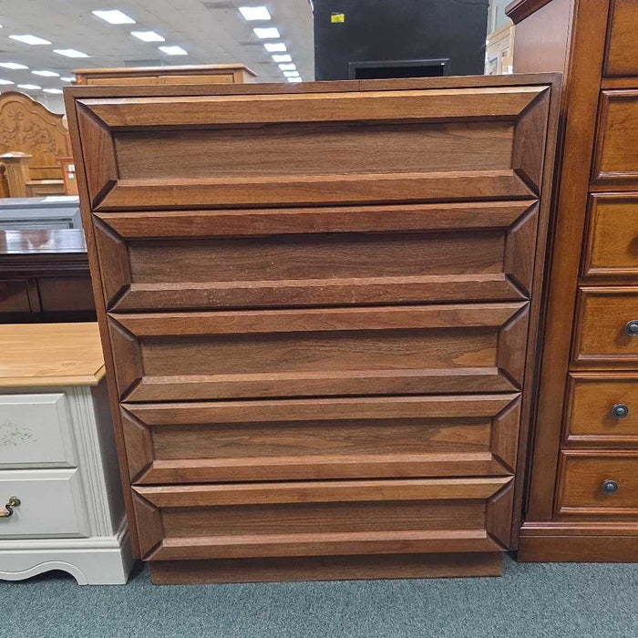 TALLBOY DRESSER BTK