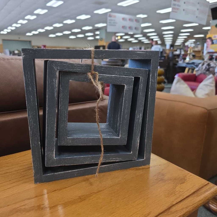 SET OF 3 BLUE FLOATING BOX SHELVES BT