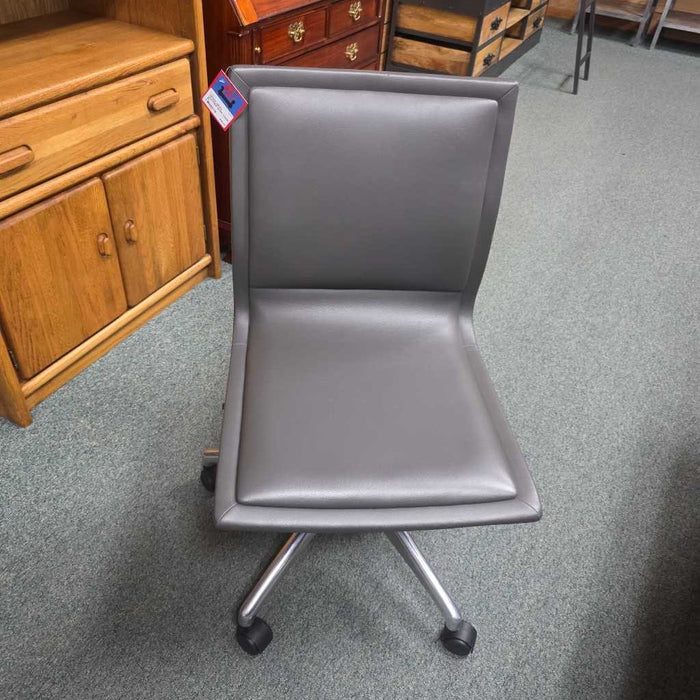 GRAY LEATHER DESK CHAIR