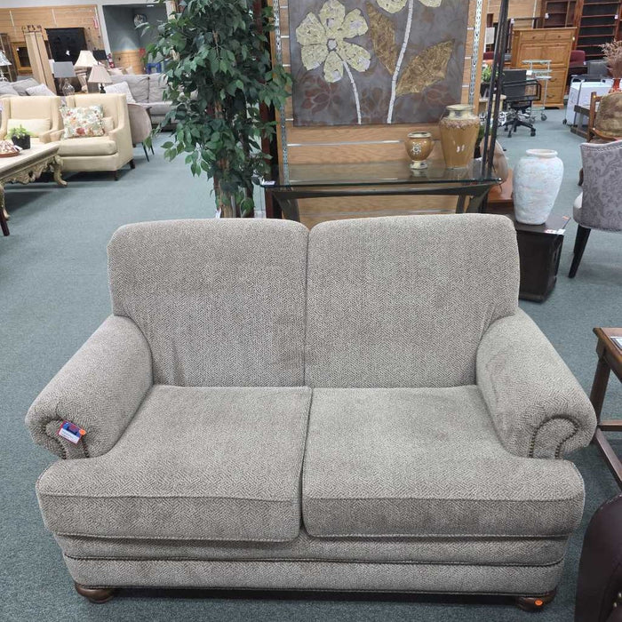 LOVESEAT BTK