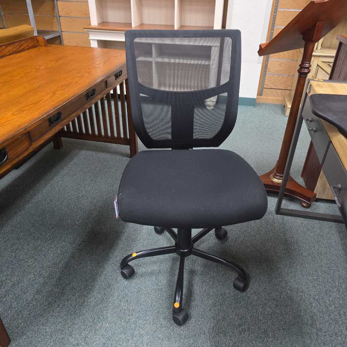 DESK CHAIR