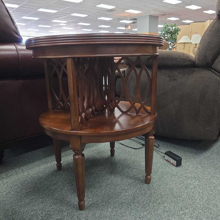 ACCENT TABLE KL