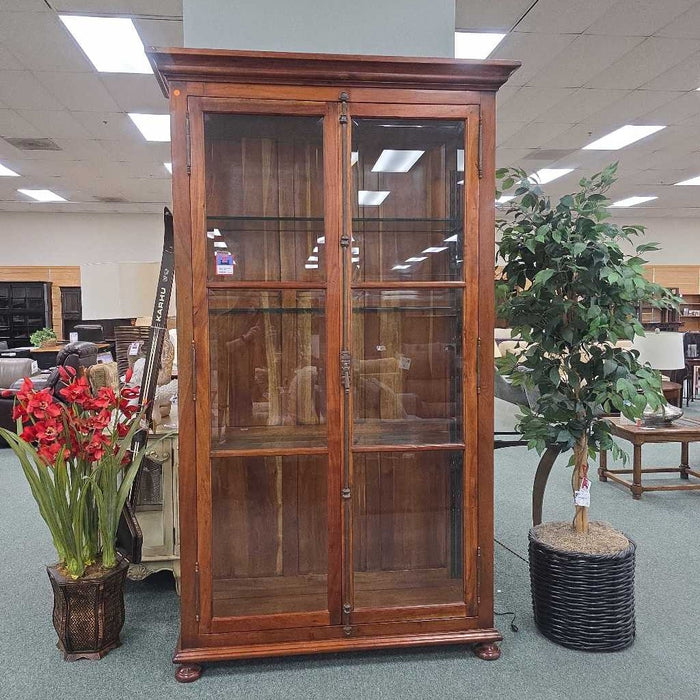 CURIO CABINET BIL