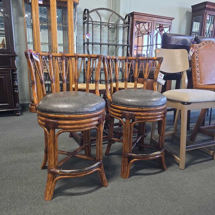 SET OF 2 TOMMY BAHAMA SOUTH BEACH STOOLS LSH