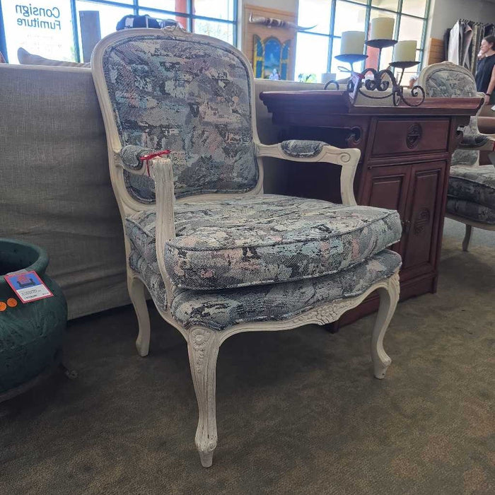 ACCENT CHAIR BIL