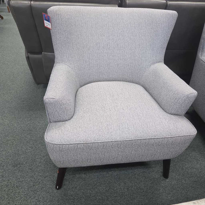 GREY ACCENT CHAIR BBM