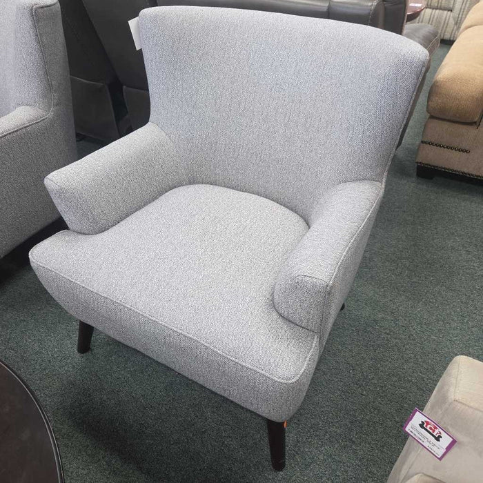 GREY ACCENT CHAIR BBM
