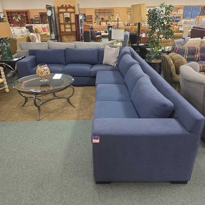 BLUE SECTIONAL SKH