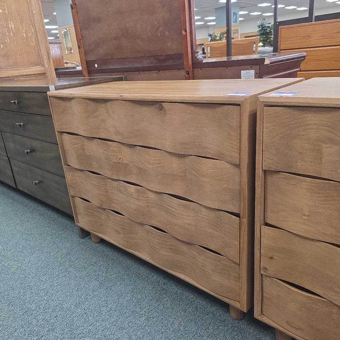 UTTERMOST 4 DRAWER CHEST LSH