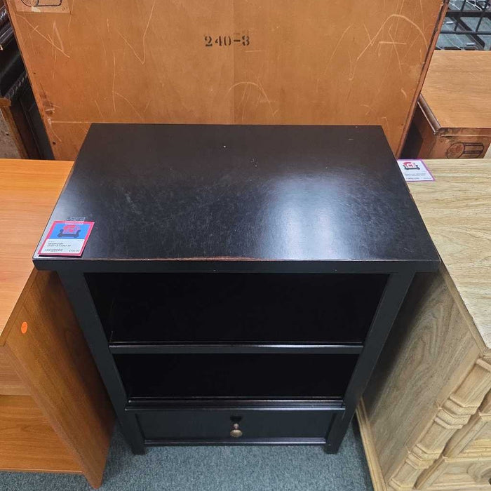 NIGHTSTAND MI