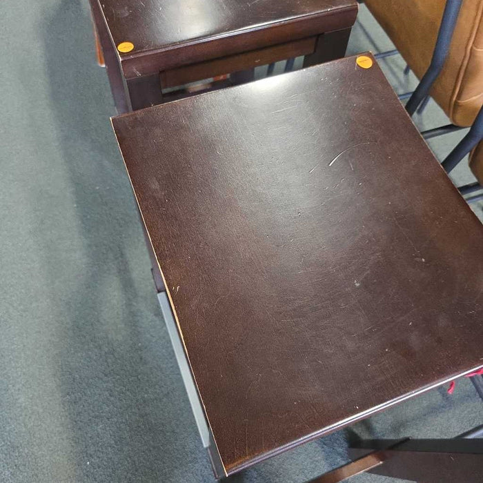 SET OF 3 STOOLS BHC