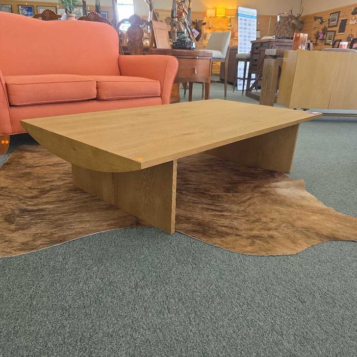 FOUR HANDS PICKFORD COFFEE TABLE TLH
