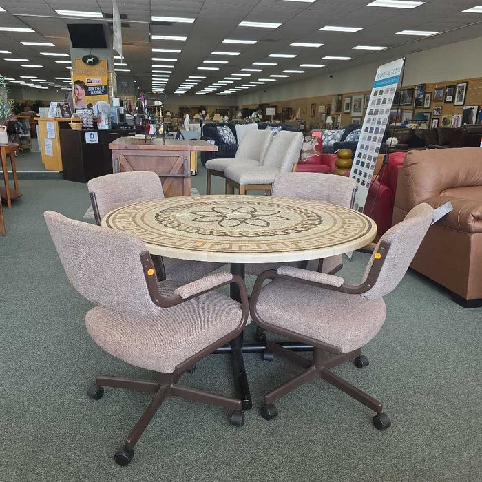 TABLE WITH 4 CHAIRS ALK