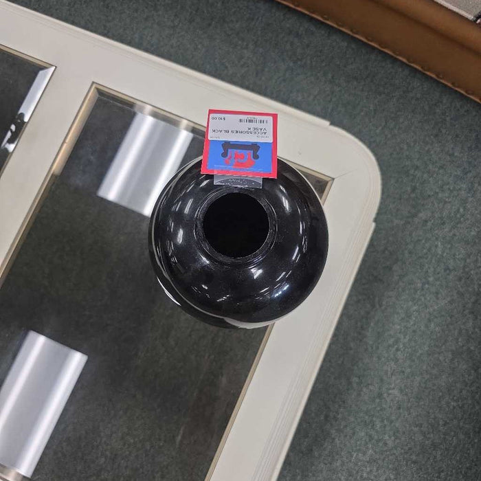 BLACK VASE K