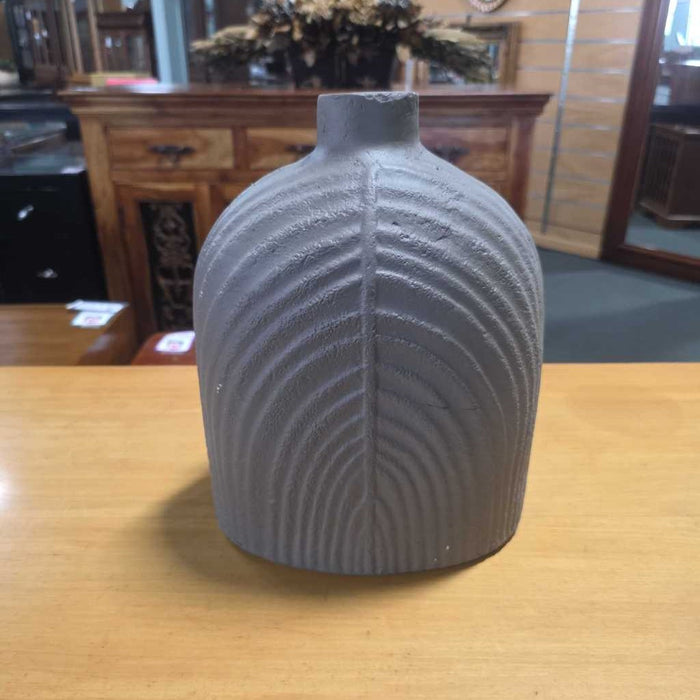 PUTTY COLOR VASE BA