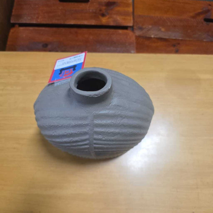 PUTTY COLOR VASE BA