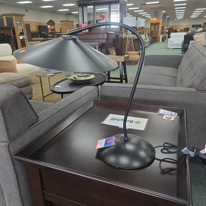 BLACK METAL LAMP BT