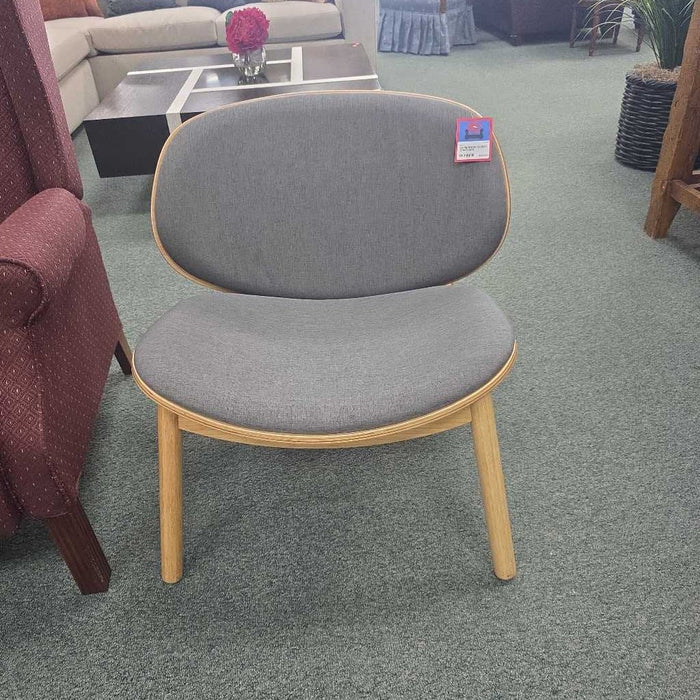 ACCENT CHAIR BAH