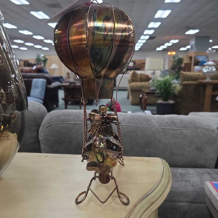 PARASAILING BALLOON MUSIC BOX DECOR
