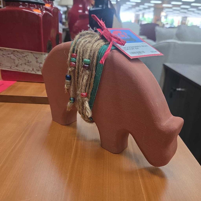 BEAR DECOR