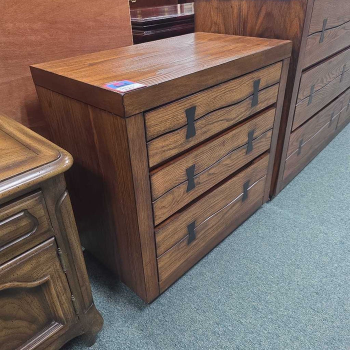 NIGHTSTAND MI