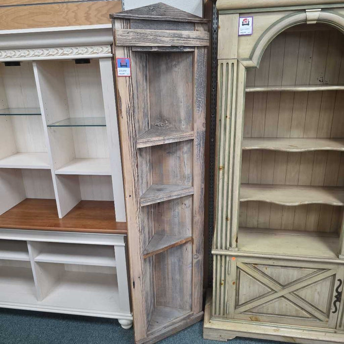 CORNER BOOKSHELF KL
