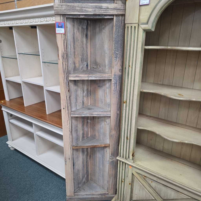 CORNER BOOKSHELF KL