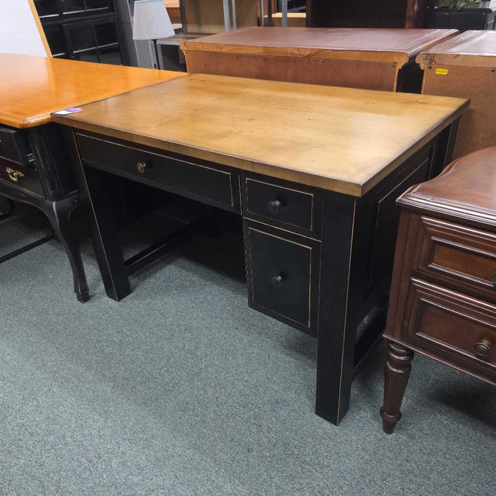 DESK BTK