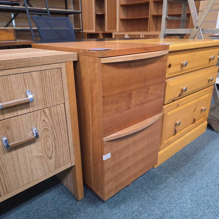 FILE CABINET MI