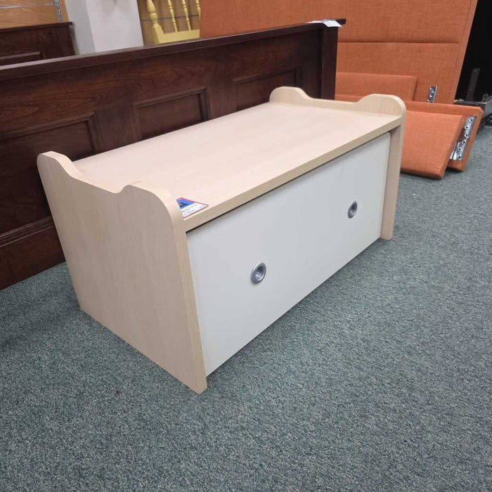STORAGE BENCH KL