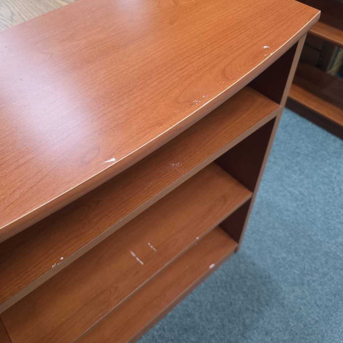 BOOKSHELF AT