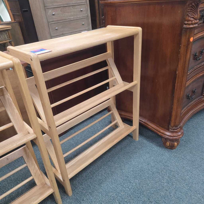 SHOE RACK AT