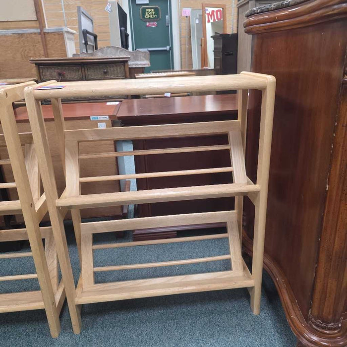 SHOE RACK AT
