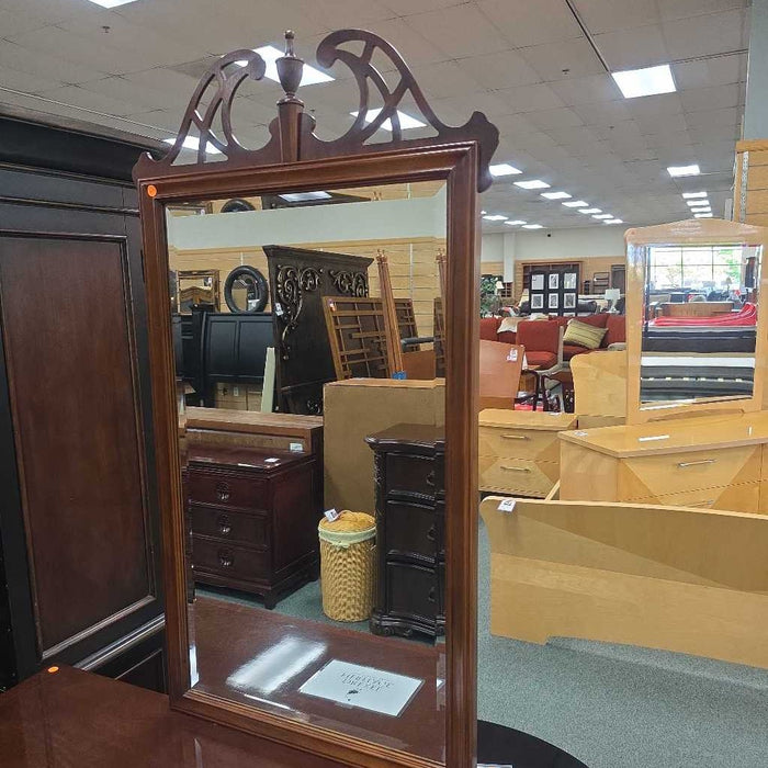 DREXEL HERITAGE DRESSER WITH MIRROR ALK