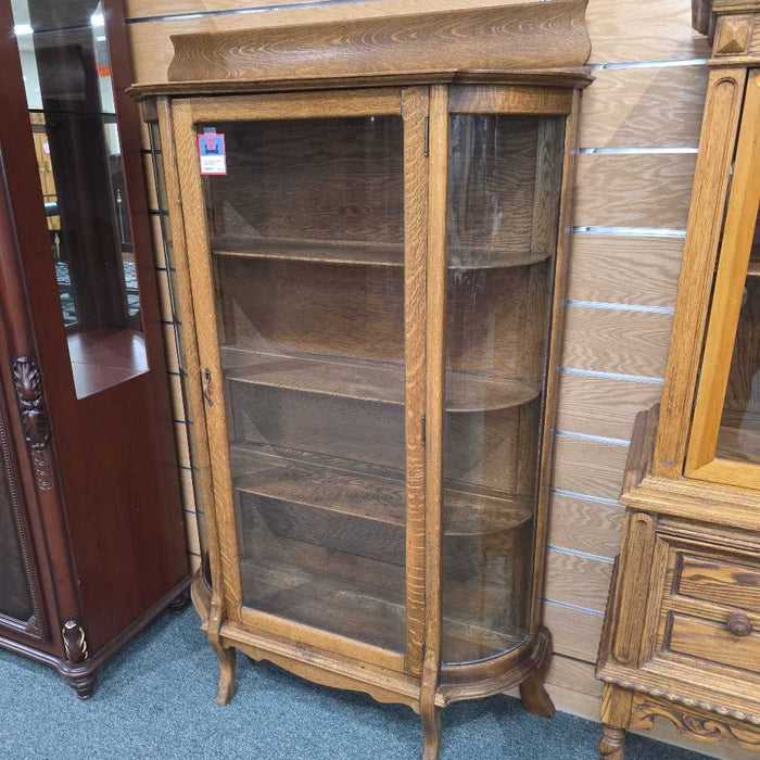 CURIO CABINET BST