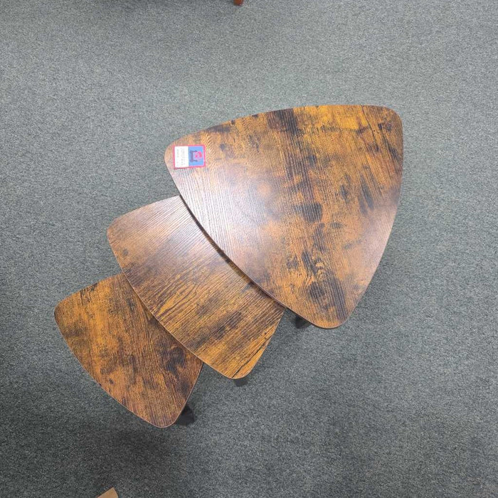 SET OF 3 NESTING TABLES KL