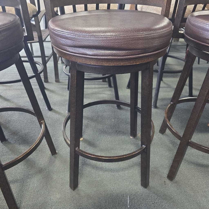 SET OF 3 STOOLS BKS
