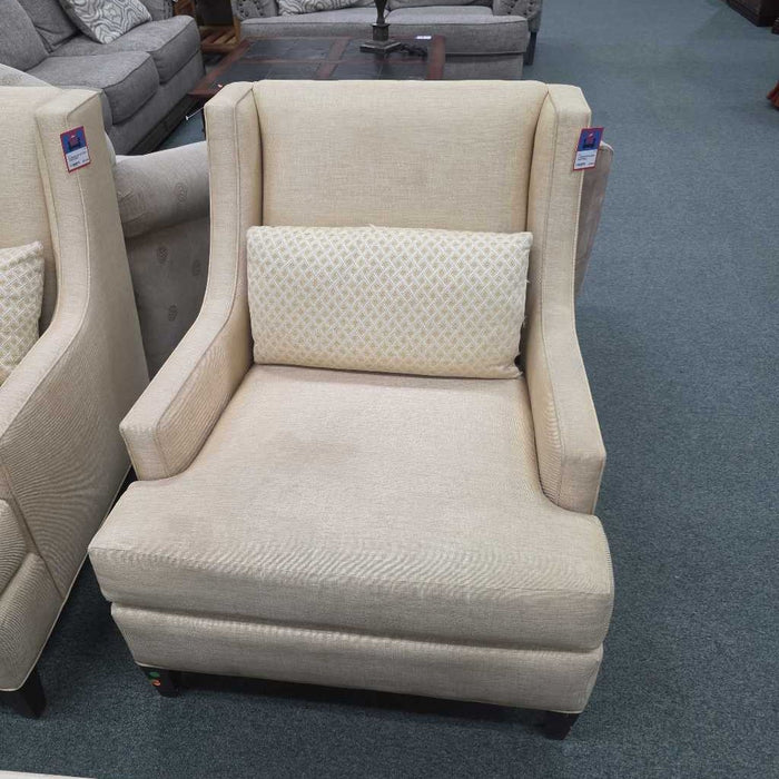 ACCENT CHAIR BAH