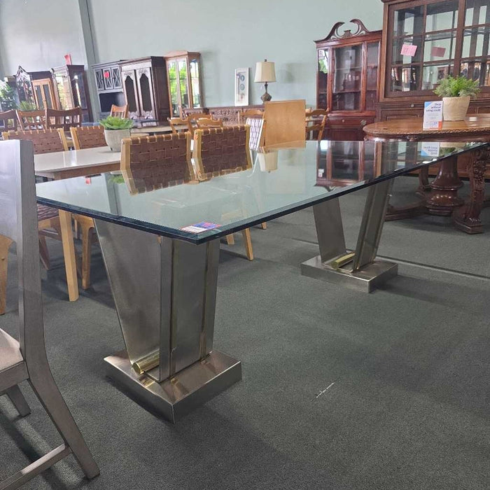 GLASS DINING TABLE SKH