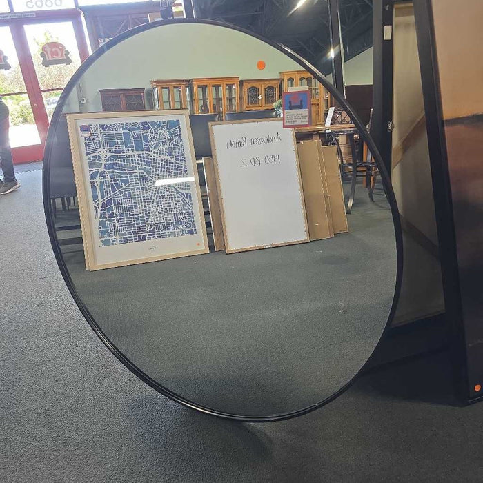LARGE BLACK METAL FRAMED ROUND MIRROR BTK