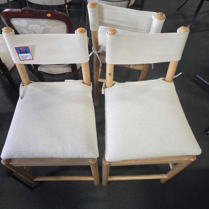 SET OF 3 WOOD STOOLS WITH CUSHIONS MI