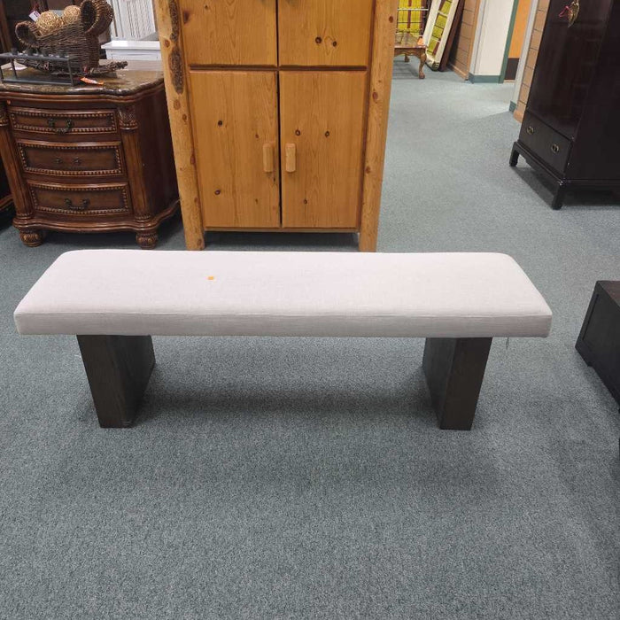 LARGE WOOD BENCH BEIGE CUSHION BKS
