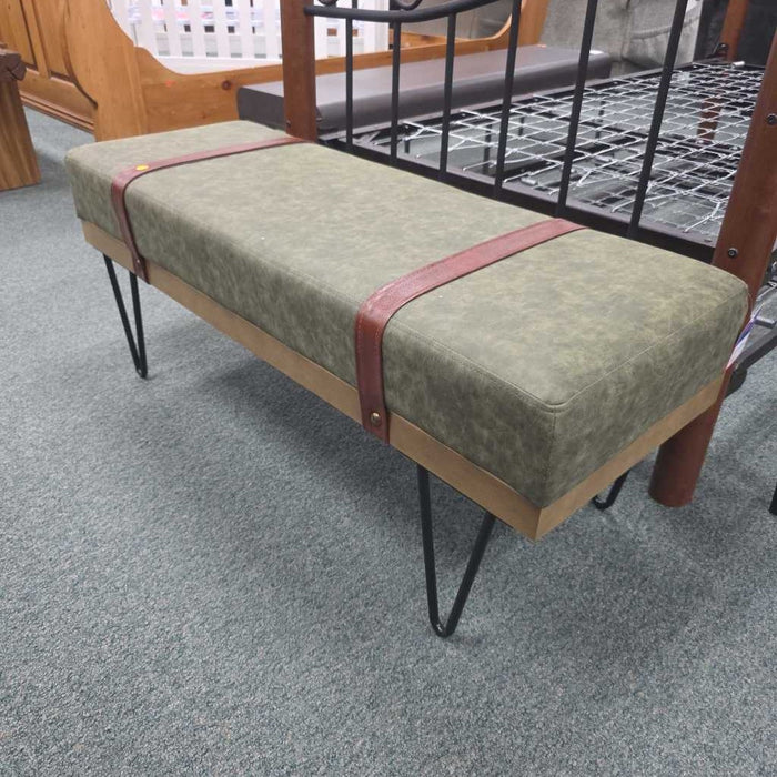 GREEN FAUX LEATHER BENCH SK