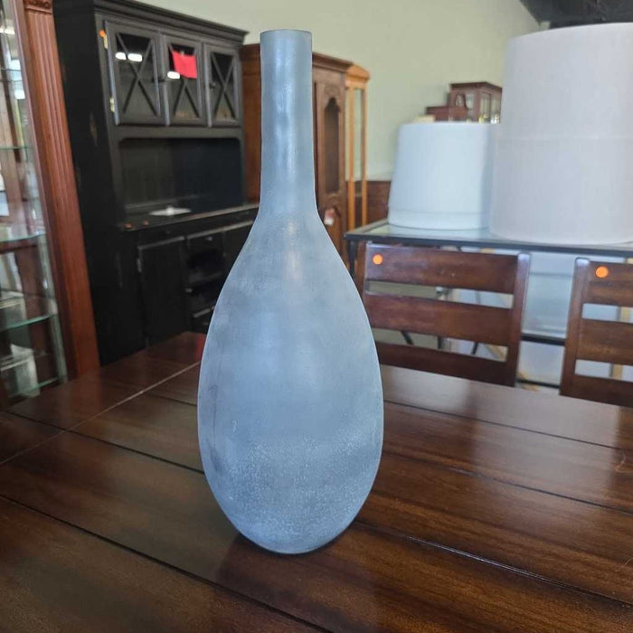 FROSTED BLUE VASE BA