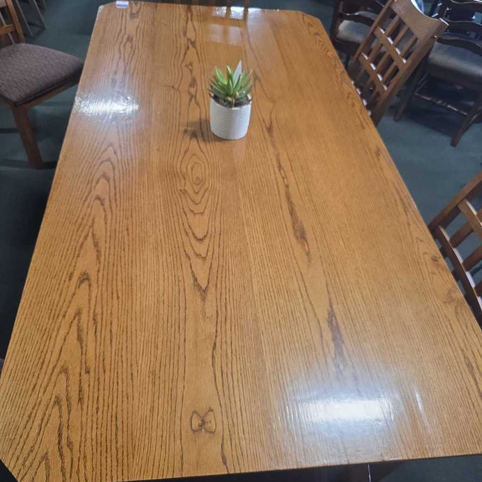 TABLE WITH 6 CHAIRS ALK