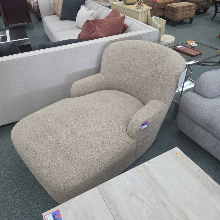 FOUR HANDS CHAISE LOUNGE BTH