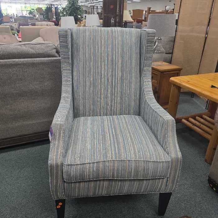 ACCENT CHAIR BTK