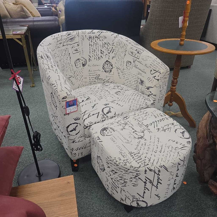 ACCENT CHAIR WITH OTTOMAN MI