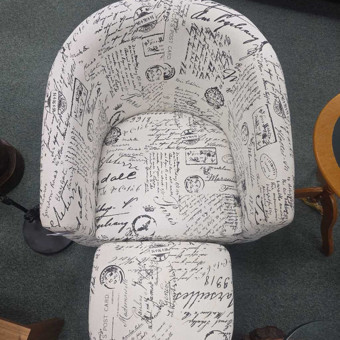 ACCENT CHAIR WITH OTTOMAN MI