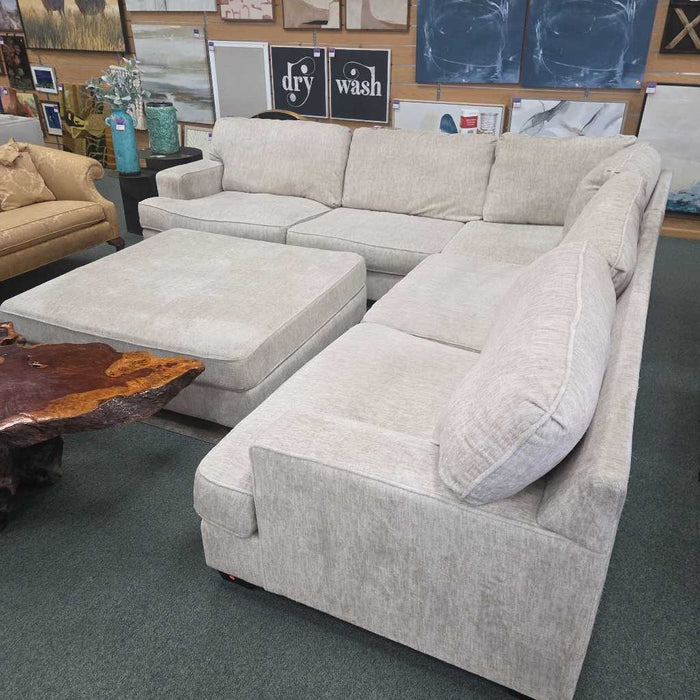 3PC SOFA SECTIONAL WITH OTTOMAN SKH